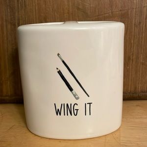 Pre-Owned Rae Dunn Artisan Collection “WING IT” Organizer (14)